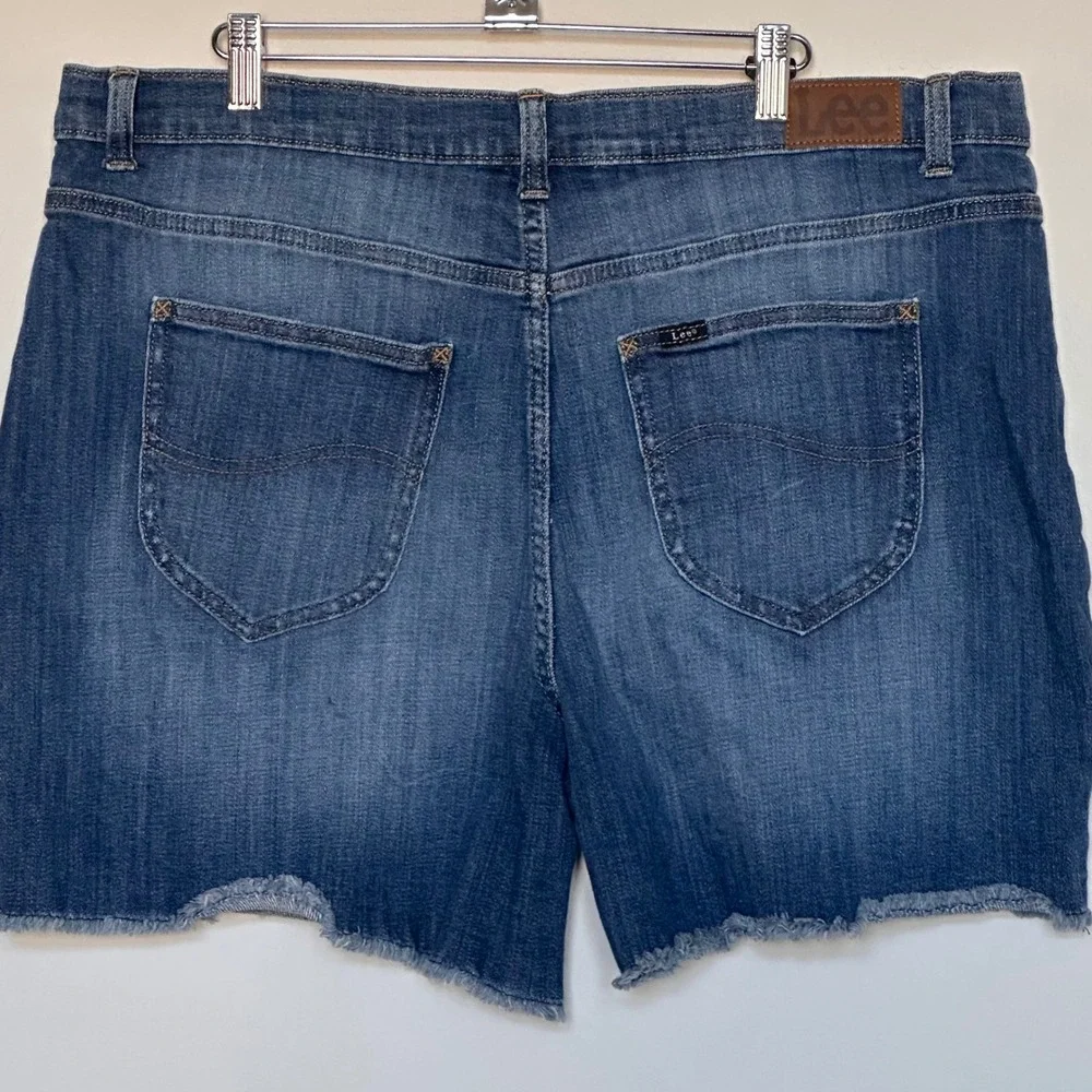 Lee Heritage Relaxed Fit High Rise Button‎ Fly Denim Shorts Blue Womens 20M